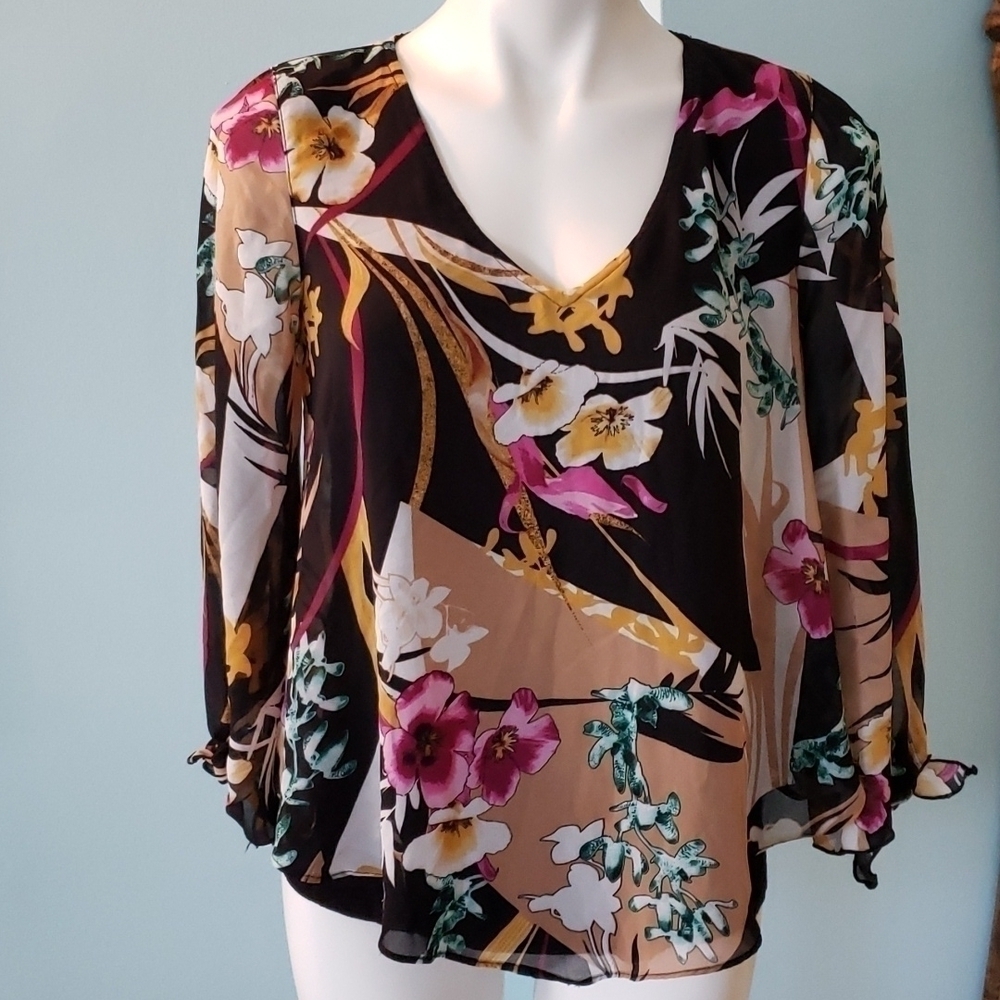 Thalia Sodi Floral Top